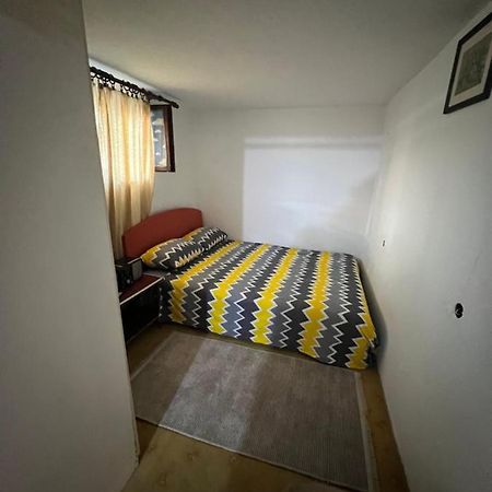 A & A Apartman Подгорица Экстерьер фото